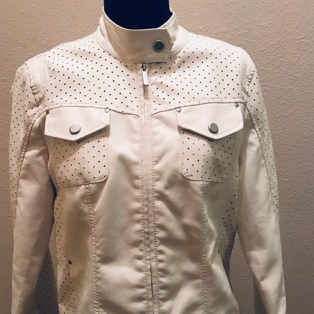Jacket buckle